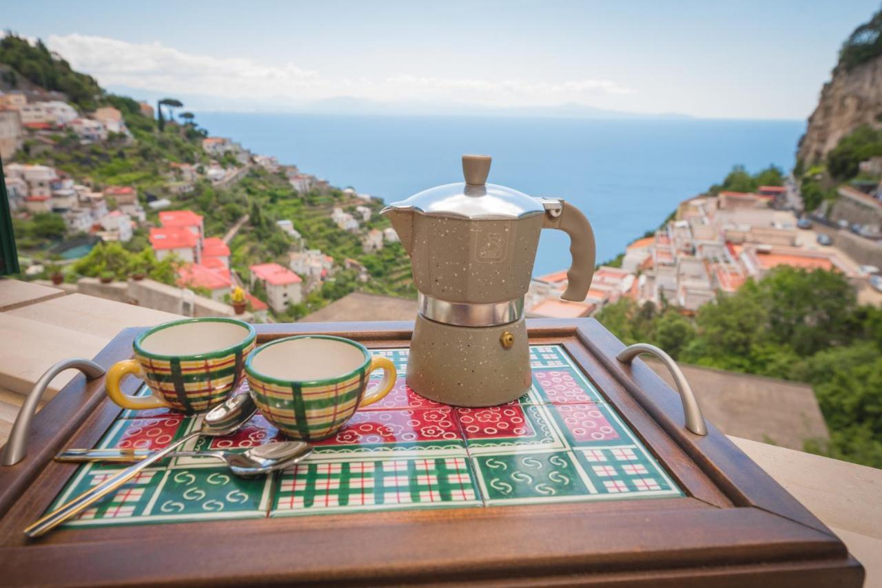 La Villa Di Enzo Casa Vacanze Con Vista Mare อามาลฟี ภายนอก รูปภาพ