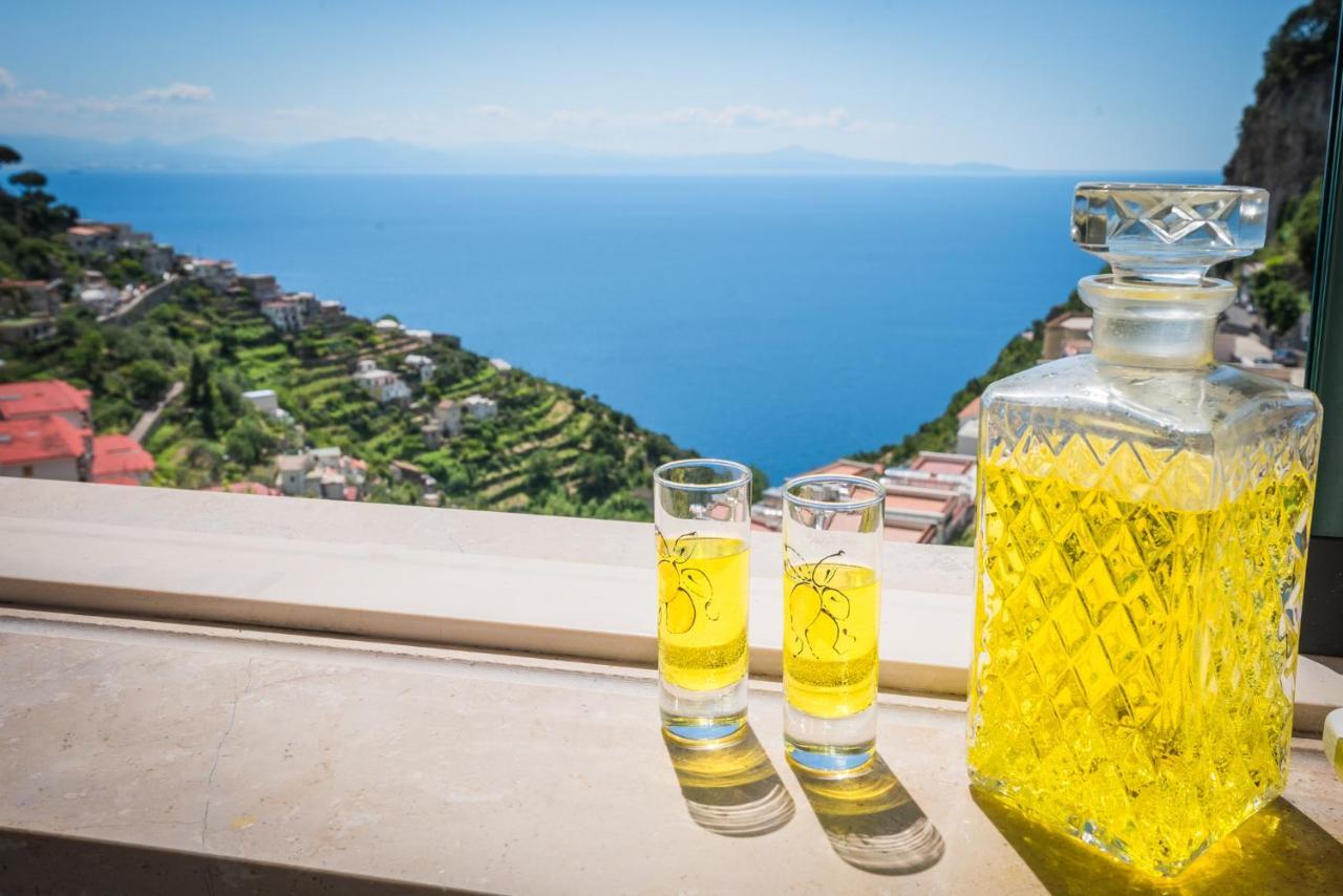 La Villa Di Enzo Casa Vacanze Con Vista Mare อามาลฟี ภายนอก รูปภาพ