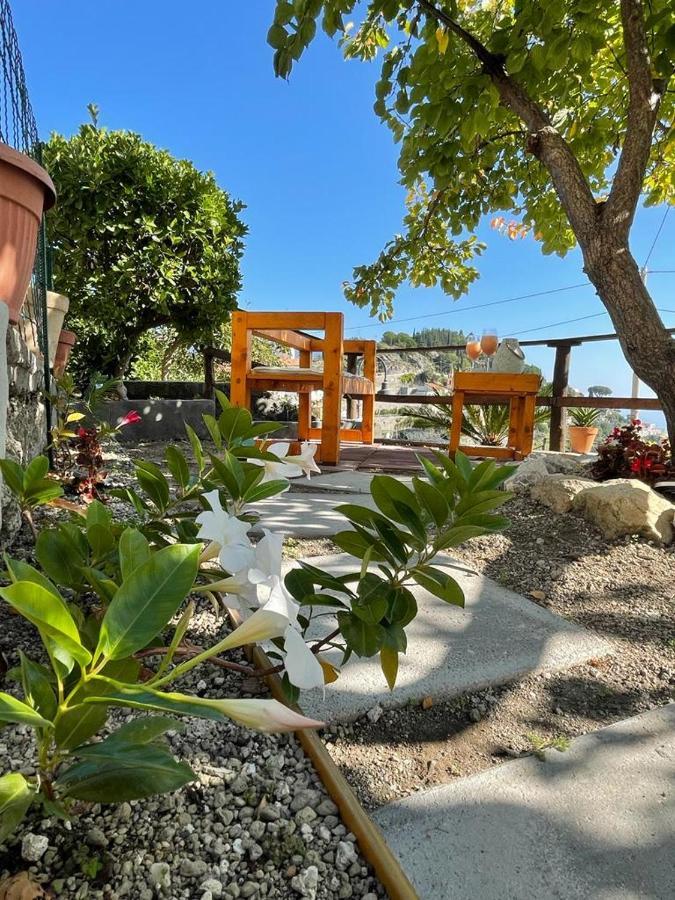 La Villa Di Enzo Casa Vacanze Con Vista Mare อามาลฟี ภายนอก รูปภาพ