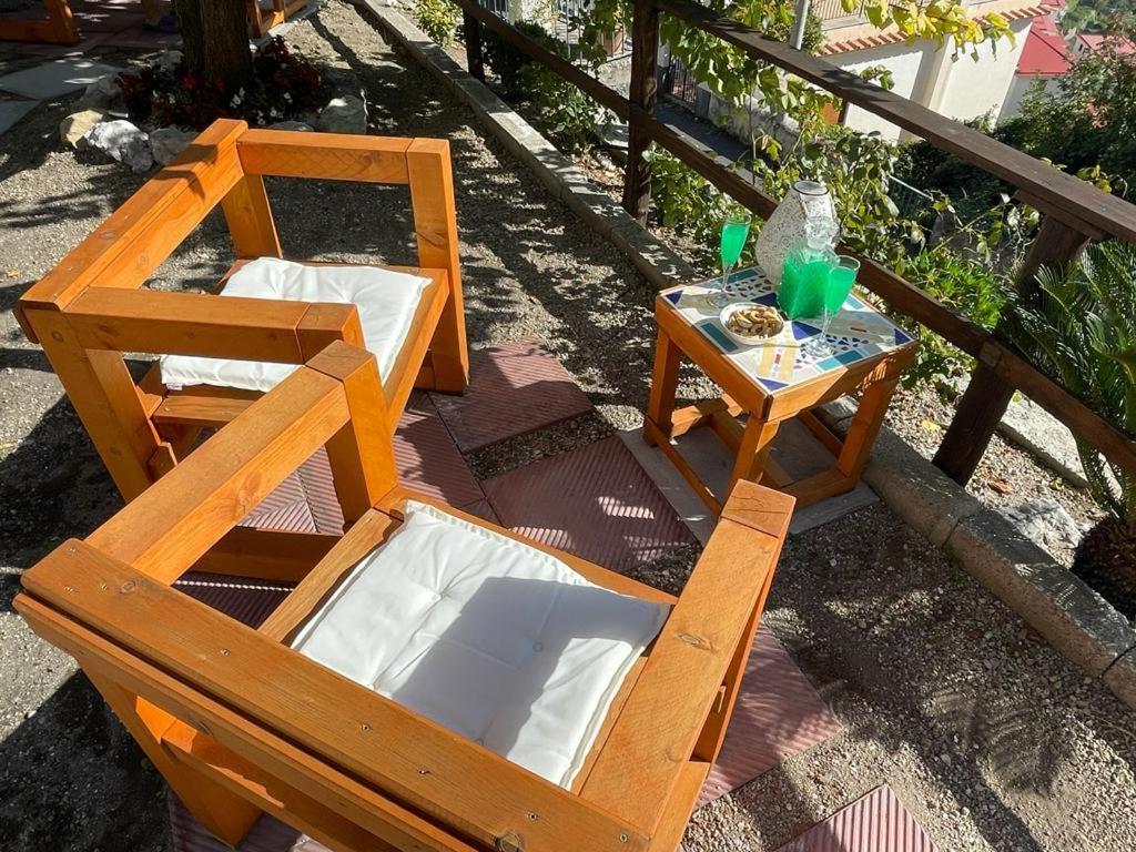 La Villa Di Enzo Casa Vacanze Con Vista Mare อามาลฟี ภายนอก รูปภาพ